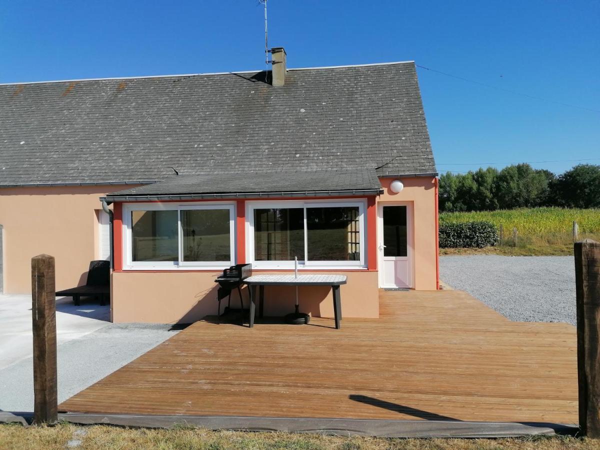 Gite De La Courtoisie Gavray-sur-Sienne Exterior foto