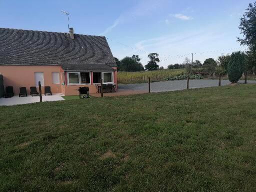 Gite De La Courtoisie Gavray-sur-Sienne Exterior foto