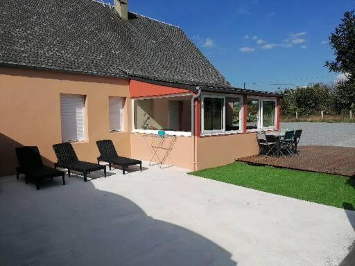 Gite De La Courtoisie Gavray-sur-Sienne Exterior foto
